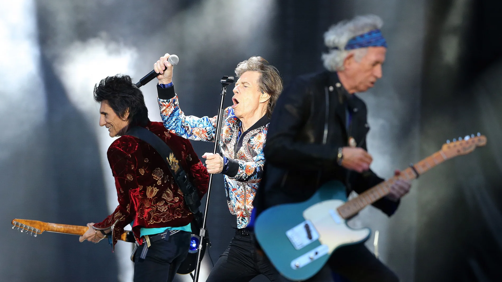 New Rolling Stones single hits top of charts