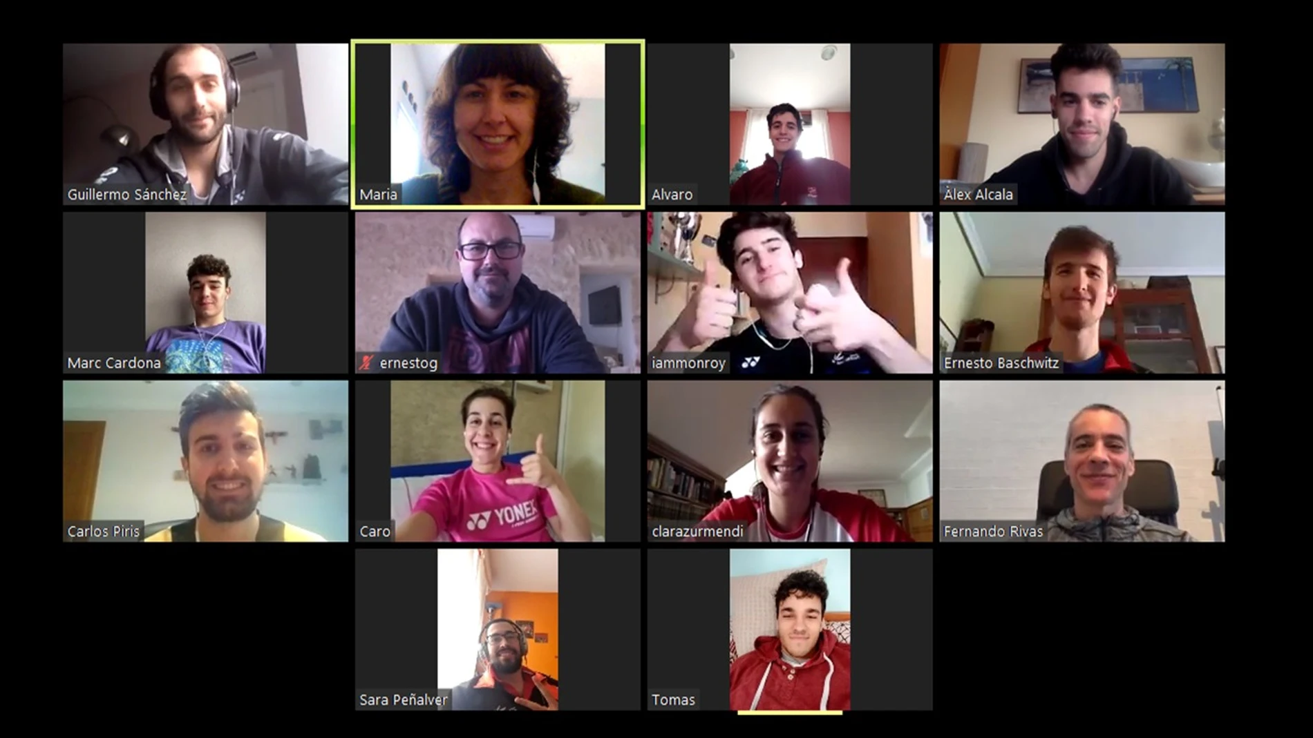 Una de las conexiones múltiples del grupo de bádminton, con Fernando Rivas y Carolina Marín