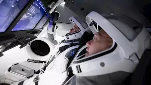 Los astronautas Robert Behnken y Douglas Hurley
