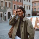 La influencer Agostina Saracco luce una piel bronceada durante todo el año.