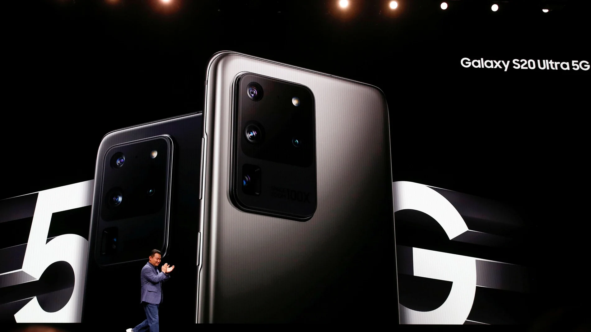 FILE PHOTO: TM Roh of Samsung Electronics unveils the Galaxy S20 Ultra 5G smartphone during Samsung Galaxy Unpacked 2020 in San Francisco