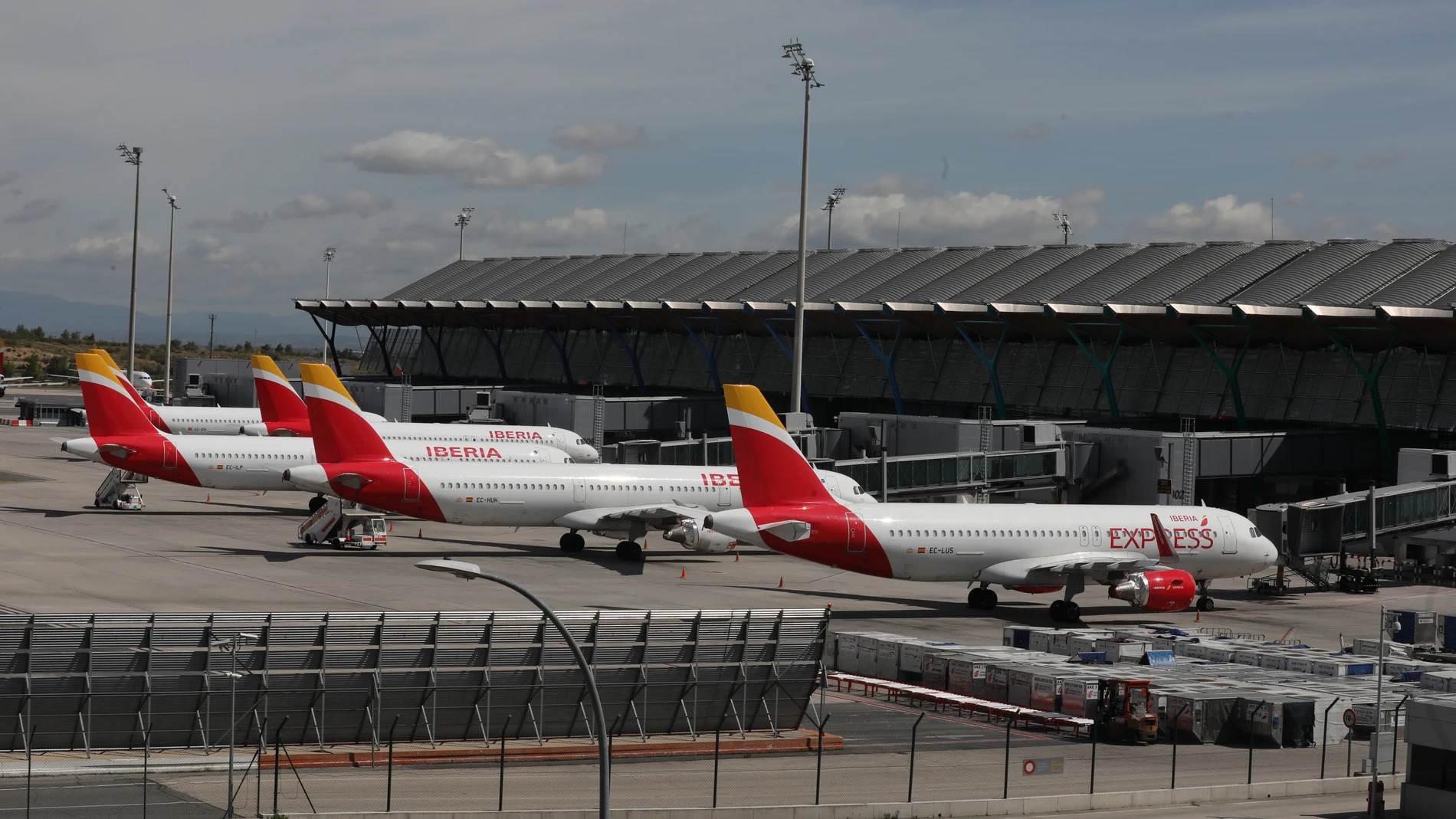 Aeropuerto de Madrid-Barajas Adolfo Suárez en el día 46 del estado de alarma