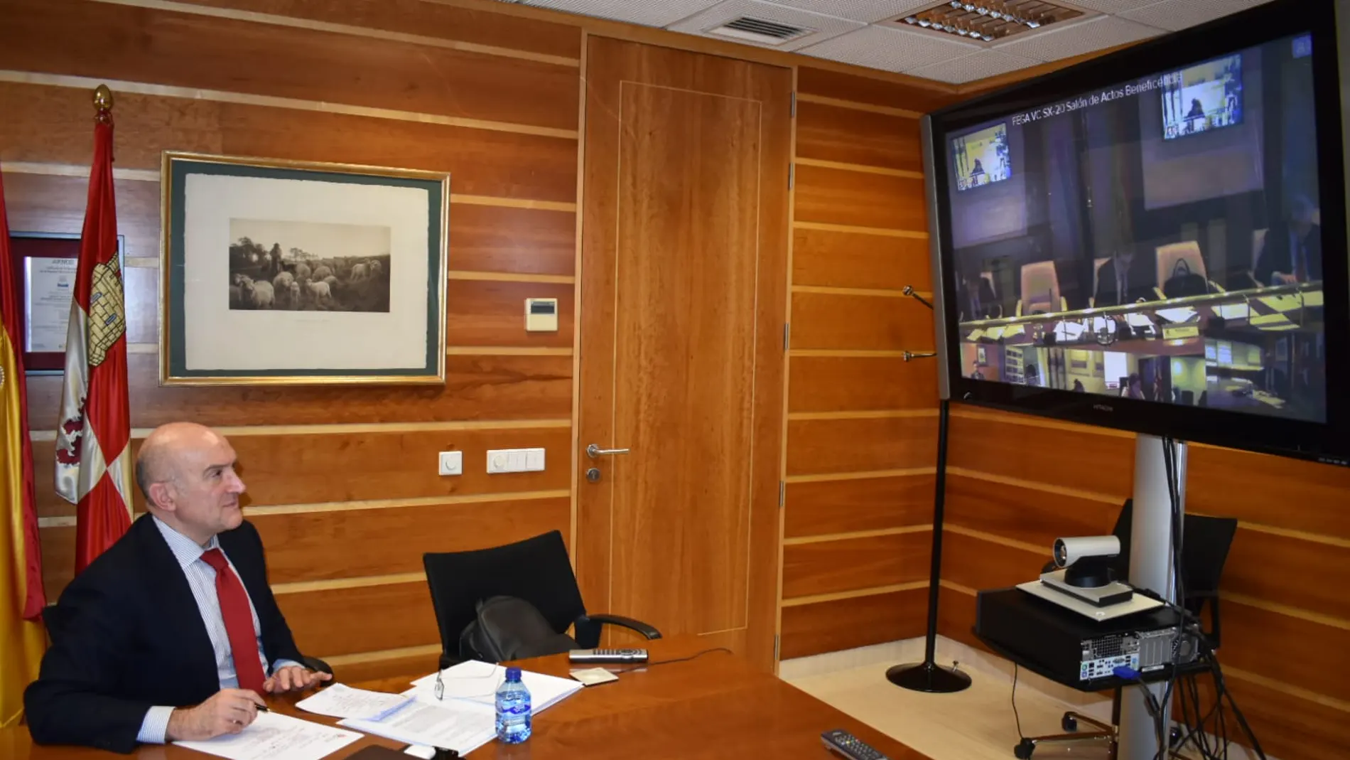 El consejero de Agricultura, Ganadería y Desarrollo Rural, Jesús Julio Carnero, participa en la Conferencia Sectorial telemática