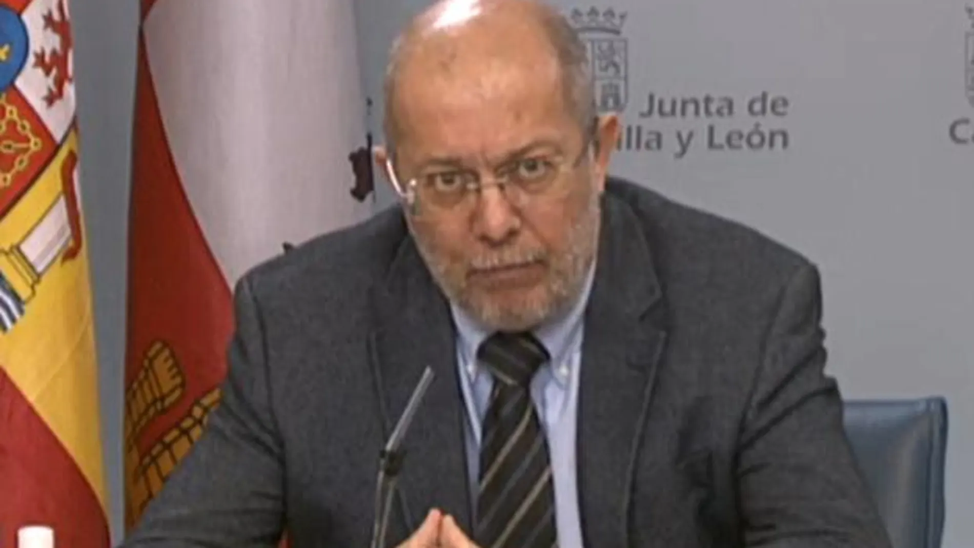El vicepresidente Francisco Igea atiende a la prensa tras un Consejo de Gobierno