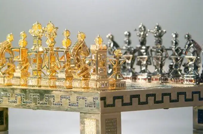 Los 3 impresionantes tableros de ajedrez que te dejarán en jaque mate