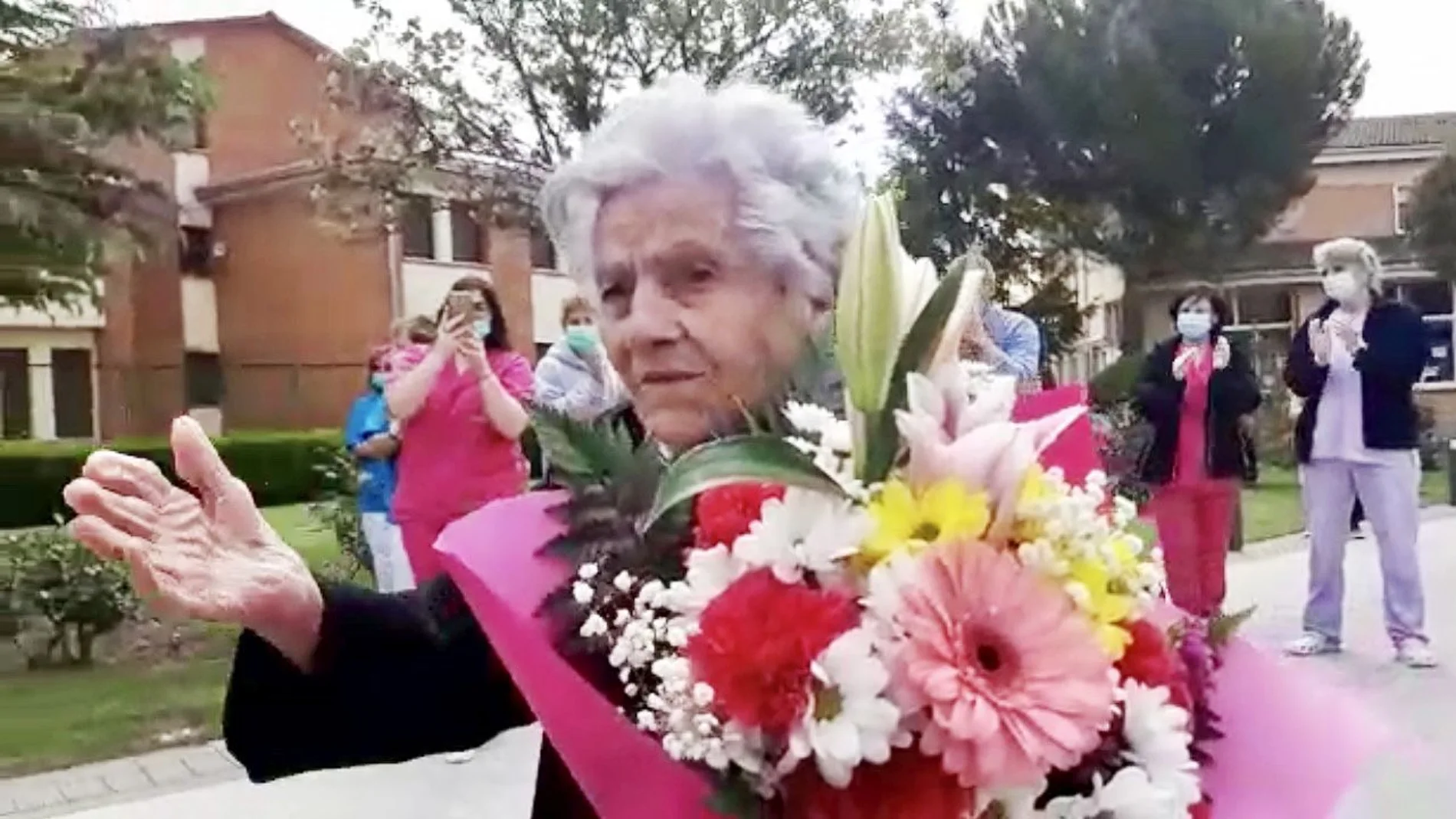Felipa García cumple su 105 cumpleaños
