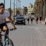 Deportistas en la playa de la Malvarrosa de Valencia el pasado sábado