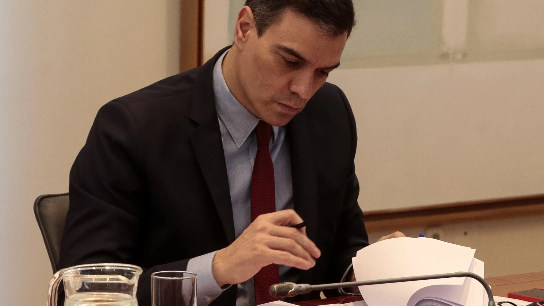 Sánchez aborda con presidentes autonómicos la "cogobernanza" en desescalada