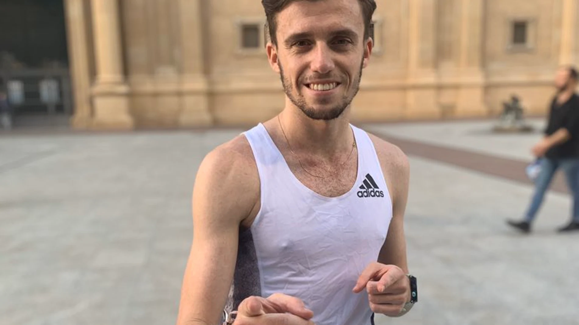 Carlos Mayo denunció en Twitter que le habían increpado por salir a correr