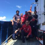 La tripulación del Aita Mari durante la cuarentena frente a las costas de Palermo