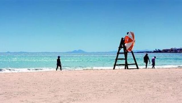 Torrevieja abrirá sus playas -Los Náufragos, El Cura, Los Locos, Cabo Cervera y La Mata-