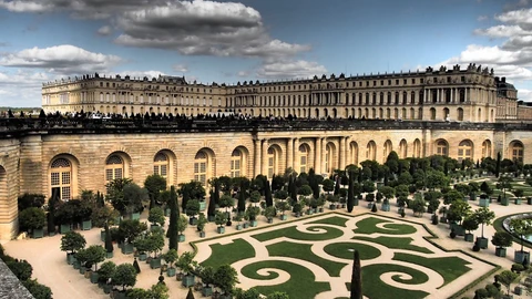 Vista parcial del palacio de Versalles.