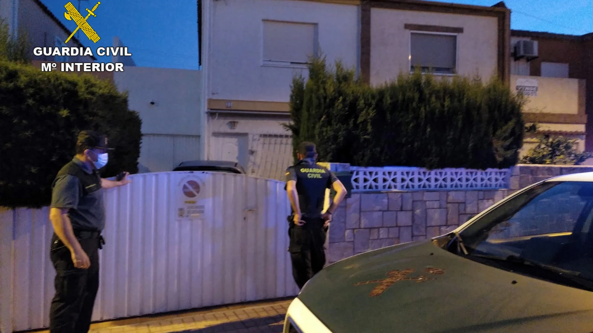 La rápida y eficaz actuación de los guardias civiles ha permitido que el hombre ya se encuentre en el hospital recuperándose