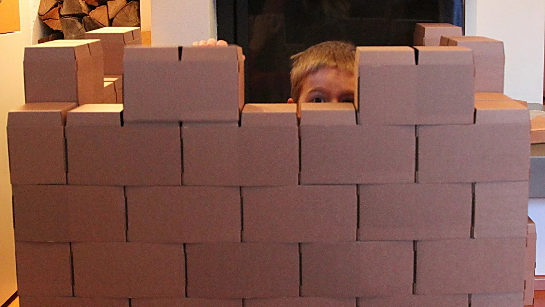 Con los GigiBloks los niños pueden construir cabañas y castillos en el que pueden parapetarse