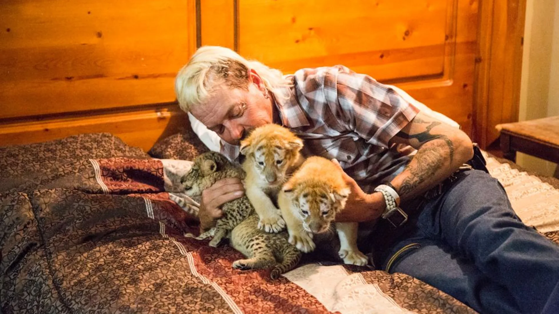Joe Exotic en un fotograma de "Tiger King"