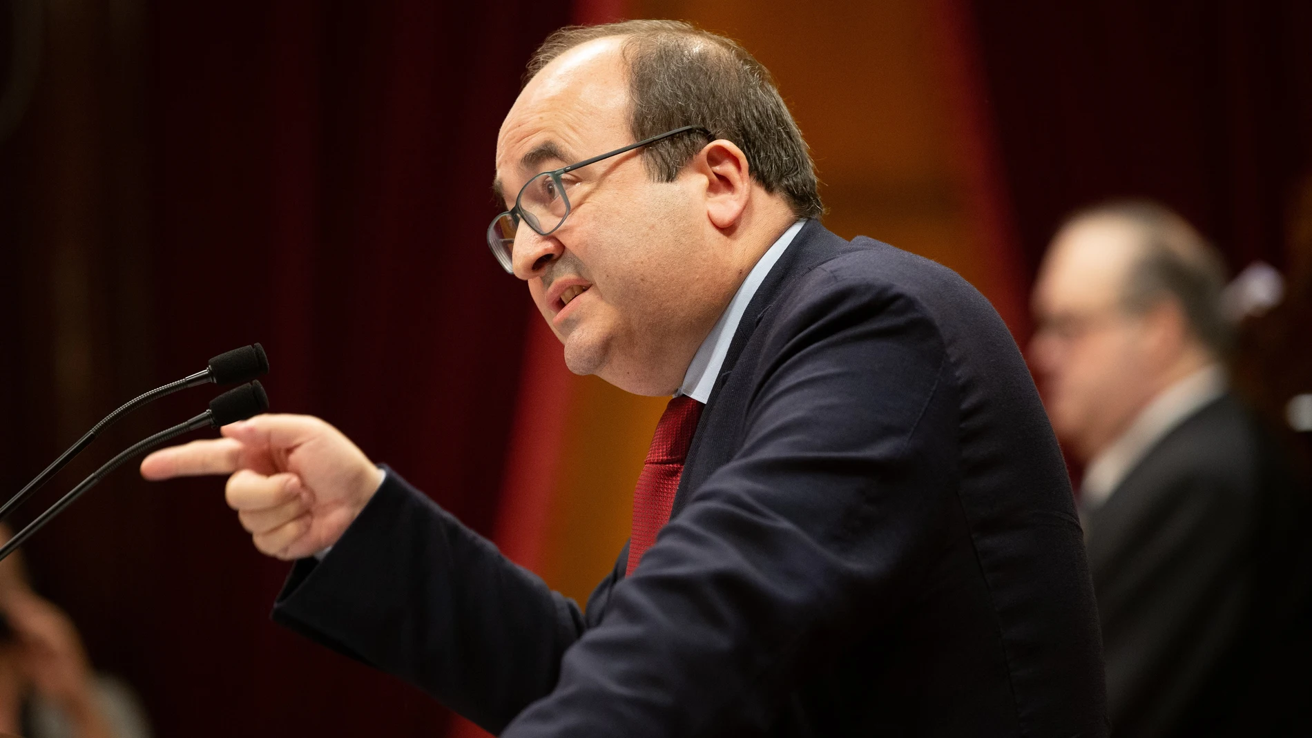 El PSC-Units pide comparecer a Borràs y a Vilallonga en comisión del Parlament por la ILC
