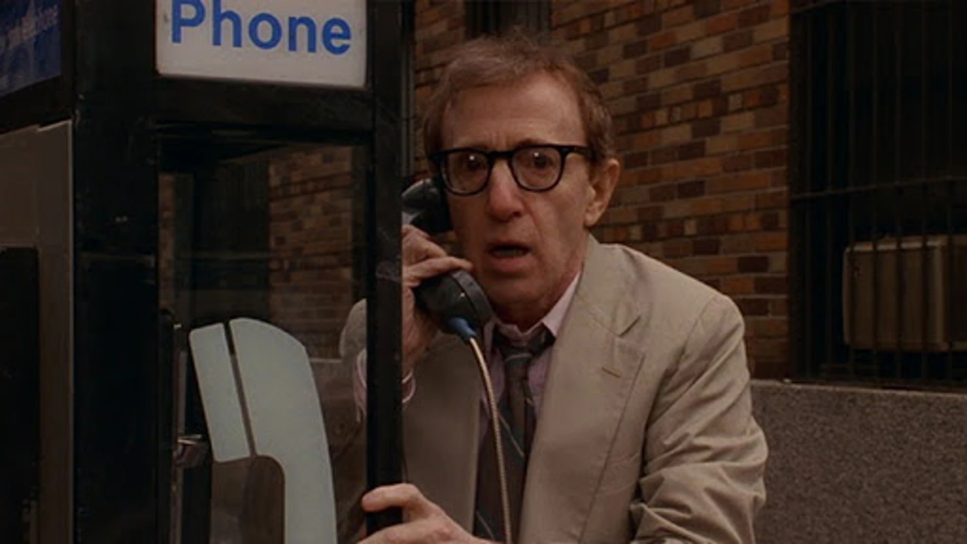 Woody Allen dirigió en 1993 "Misterioso asesinato en Manhattan"