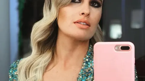 Adriana Abenia