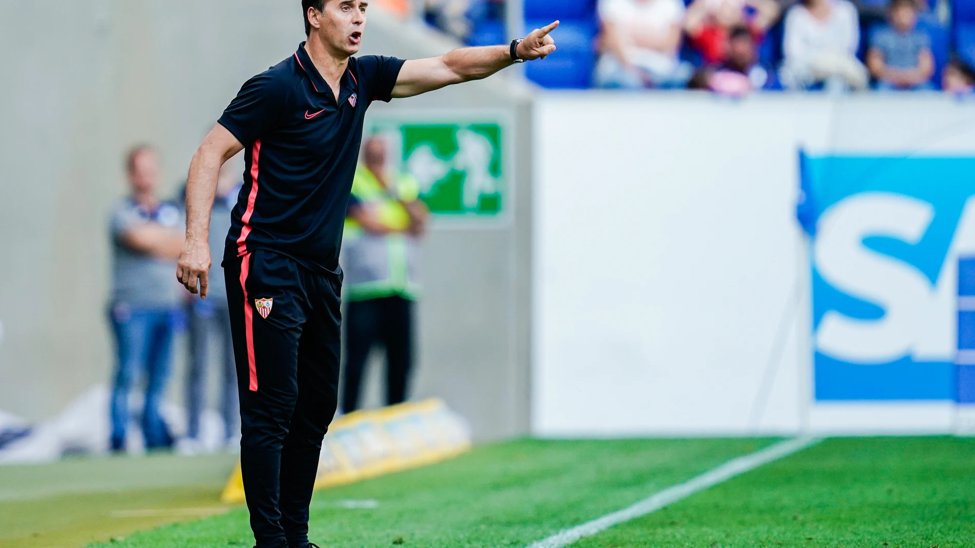 Fútbol.- Lopetegui: "Por encima de los miedos están la ambición y las ganas"