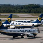 Aviones de Ryanair aparcados en al aeropuerto británico de Stansted