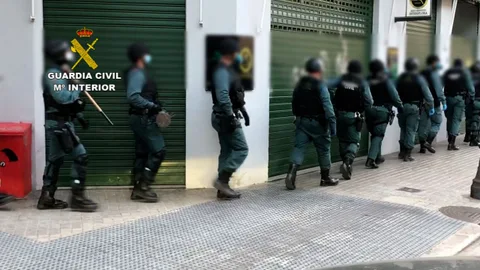 El operativo desplegado tanto en Valencia como en Mislata fue de gran magnitud