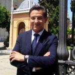 El alcalde de Granada, en una imagen tomada el pasado verano en Sevilla