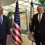 El secretario de Estado de EE UU, Mike Pompeo, y el primer ministro israelí, Benjamin Netanyahu