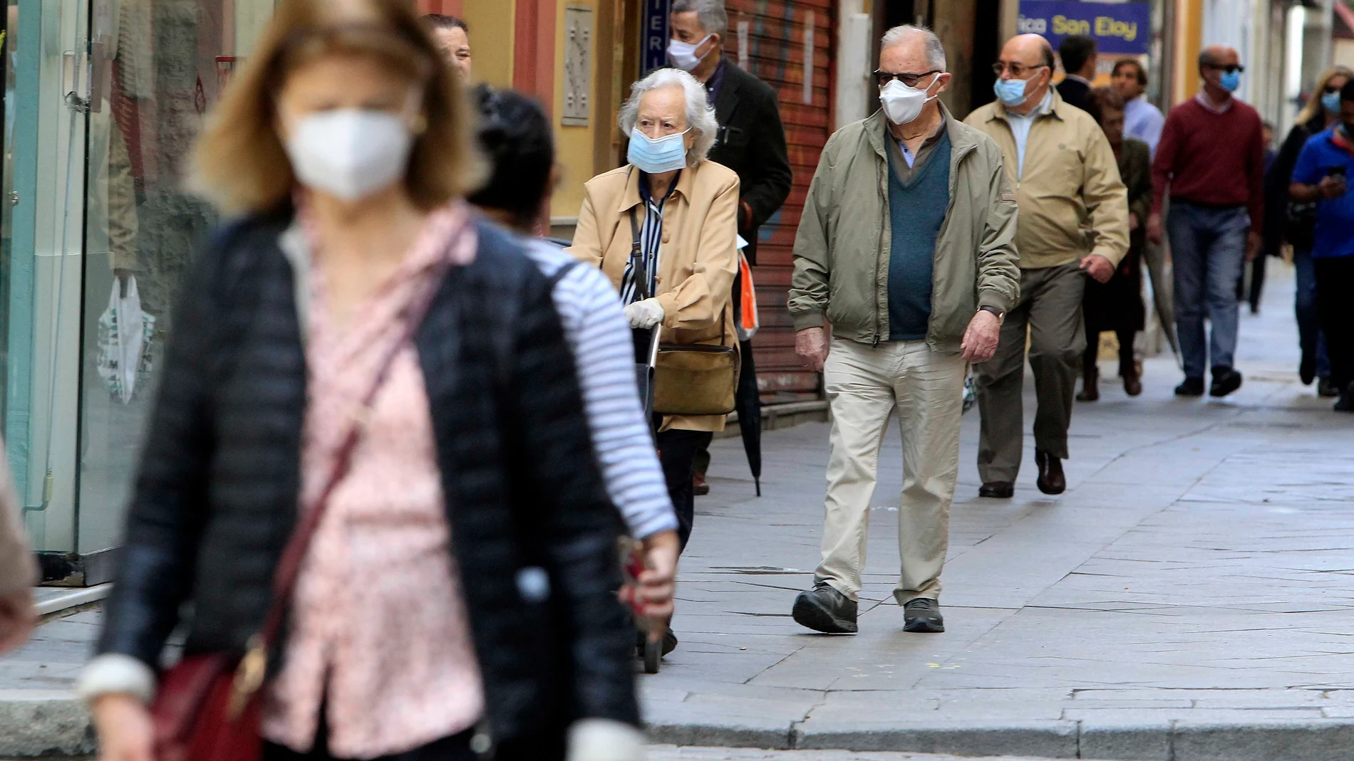 Desde que arrancó la fase 1 de la desescalada, las calles están visiblemente más transitadas