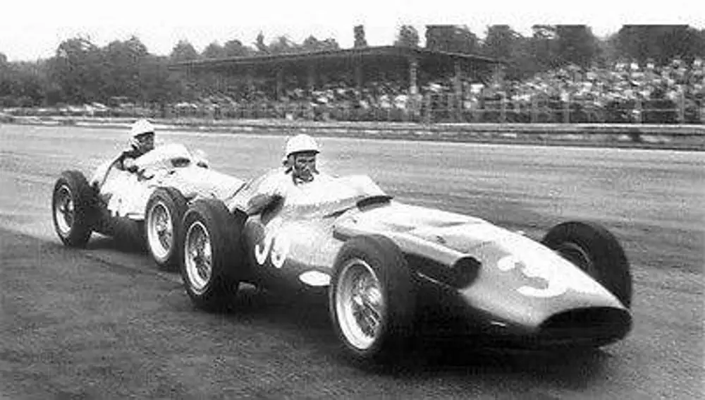 Moss liderando GP Europa 1956