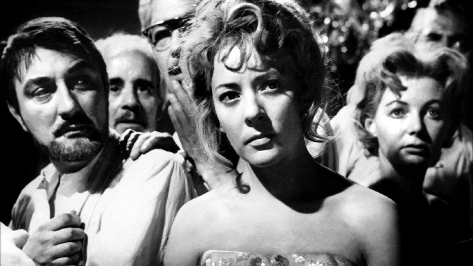 Buñuel rodó «El ángel exterminador» en México en 1962. Silvia Pinal era una de las protagonistas de este angustioso filme