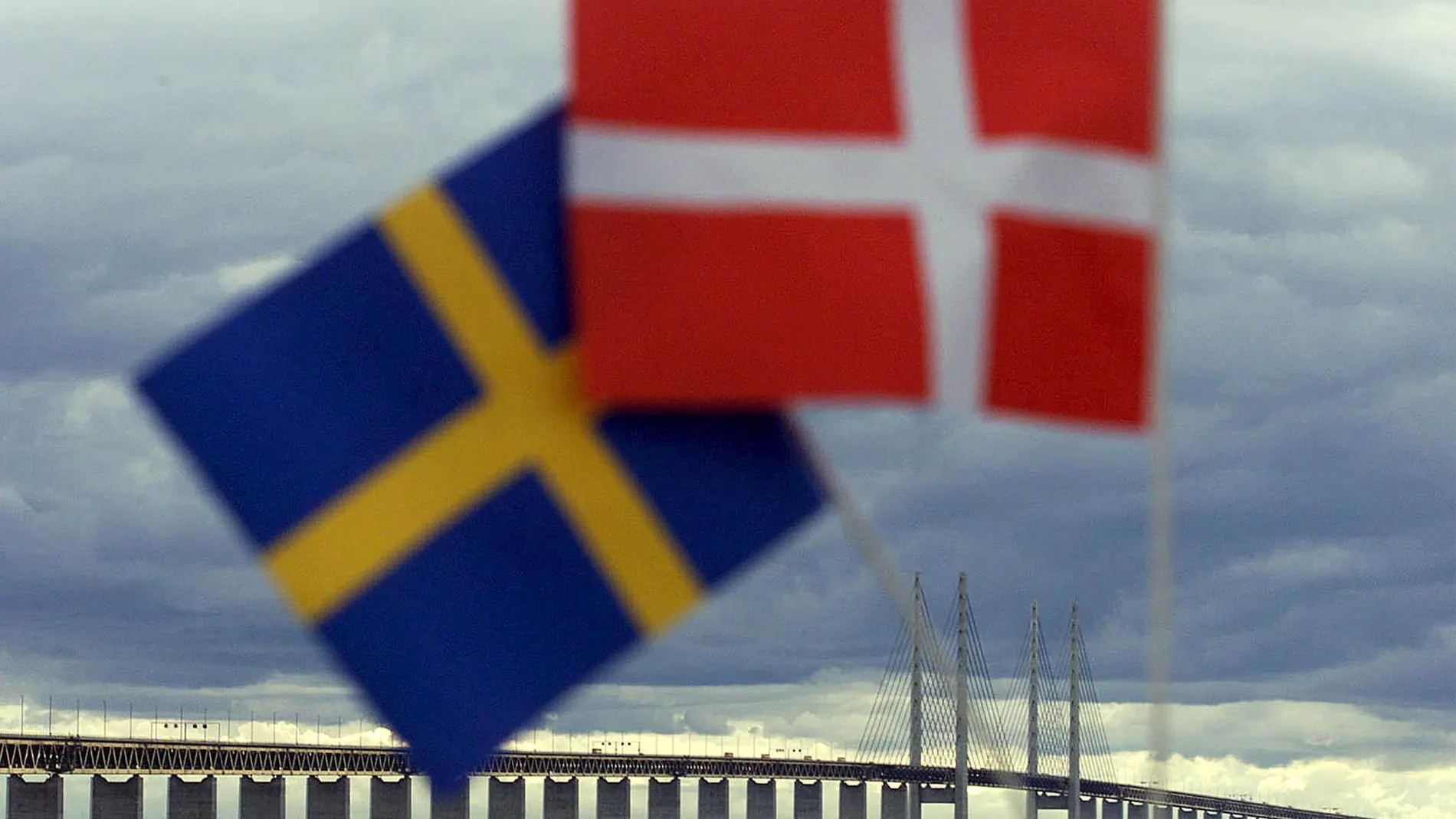 El puente de Oresund une Dinamarca y Suecia