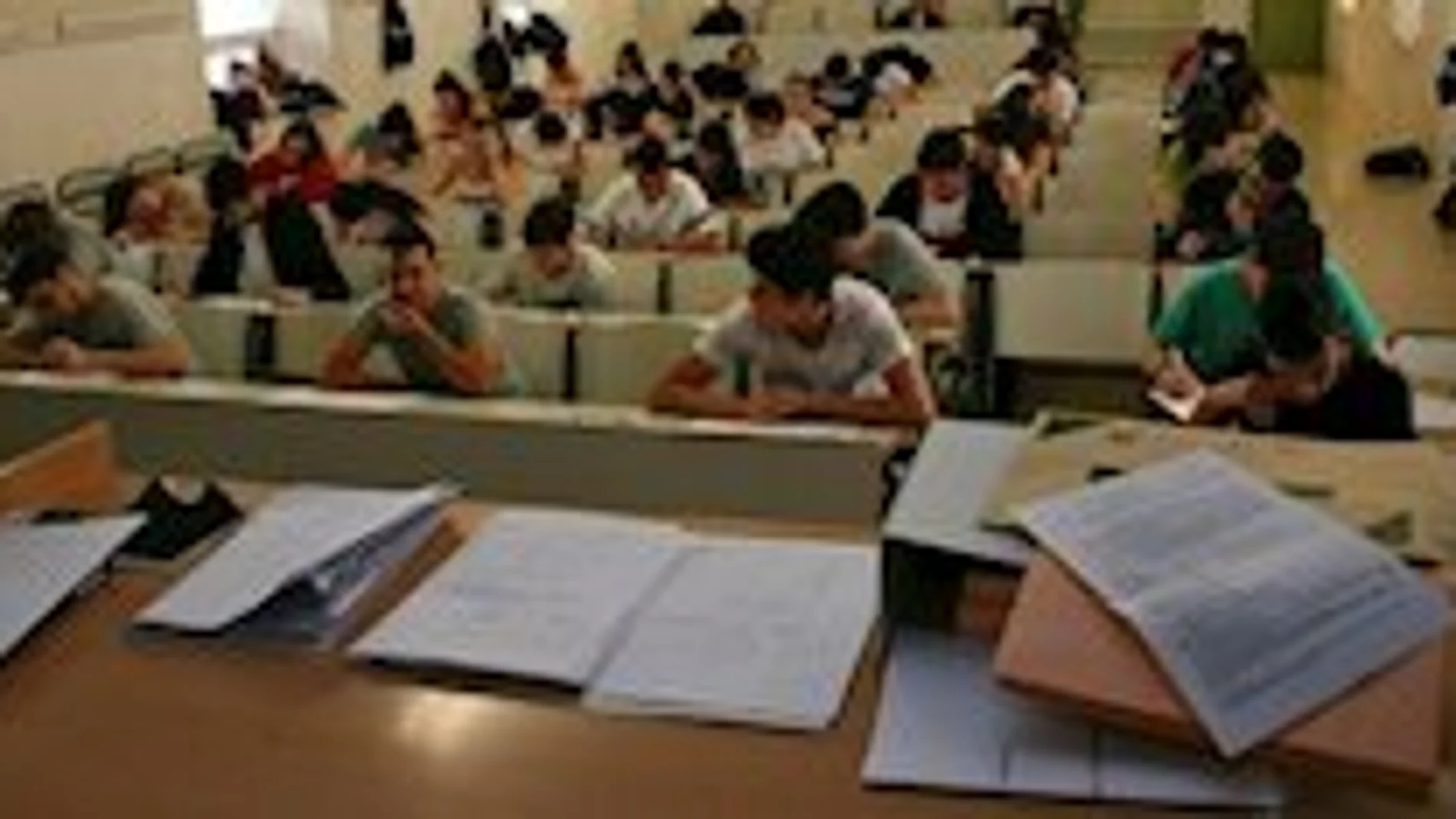 Coronavirus.-CCOO reclama a la Junta que apueste por la universidad pública como "pilar para el desarrollo de Andalucía"