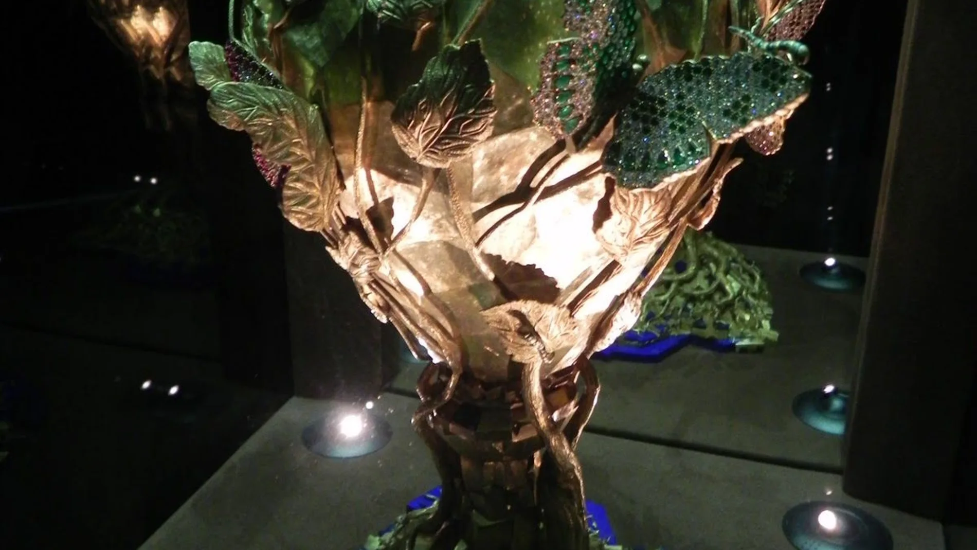 "El cáliz de la vida" de Salvador Dalí