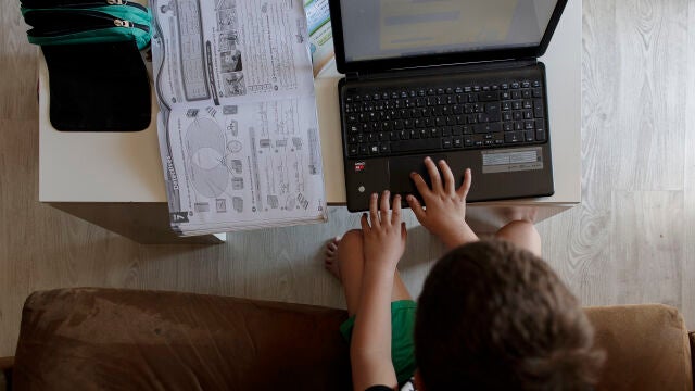 Así ayuda la tecnología a mejorar tu inglés: algoritmos, IA y machine learning