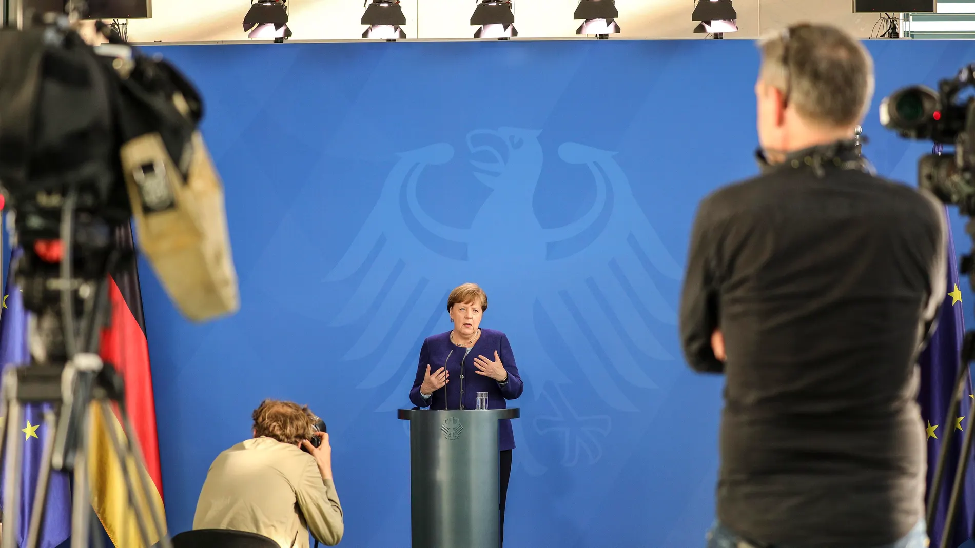 German Chancellor Merkel press conference on meeting with financial organizations