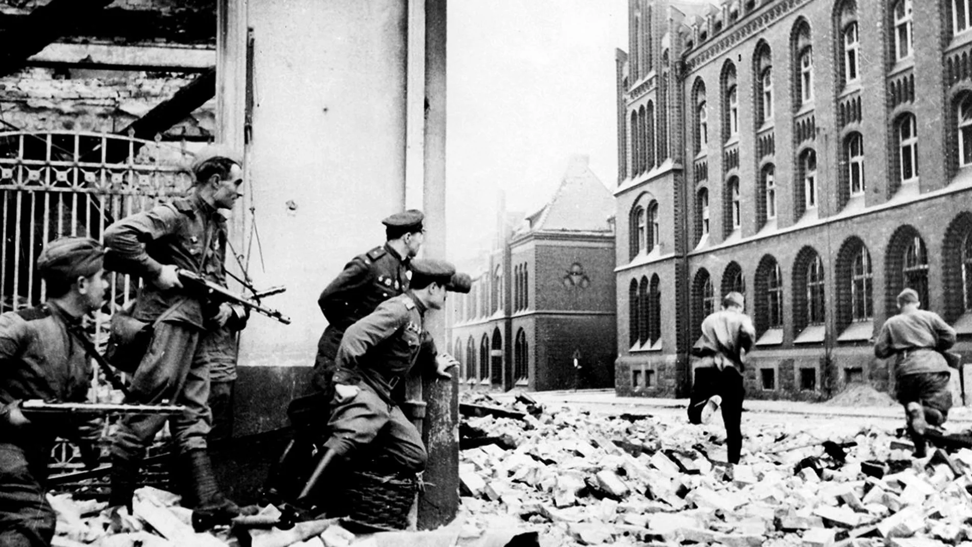 Asalto soviético al Reichstag, finales de abril de 1945