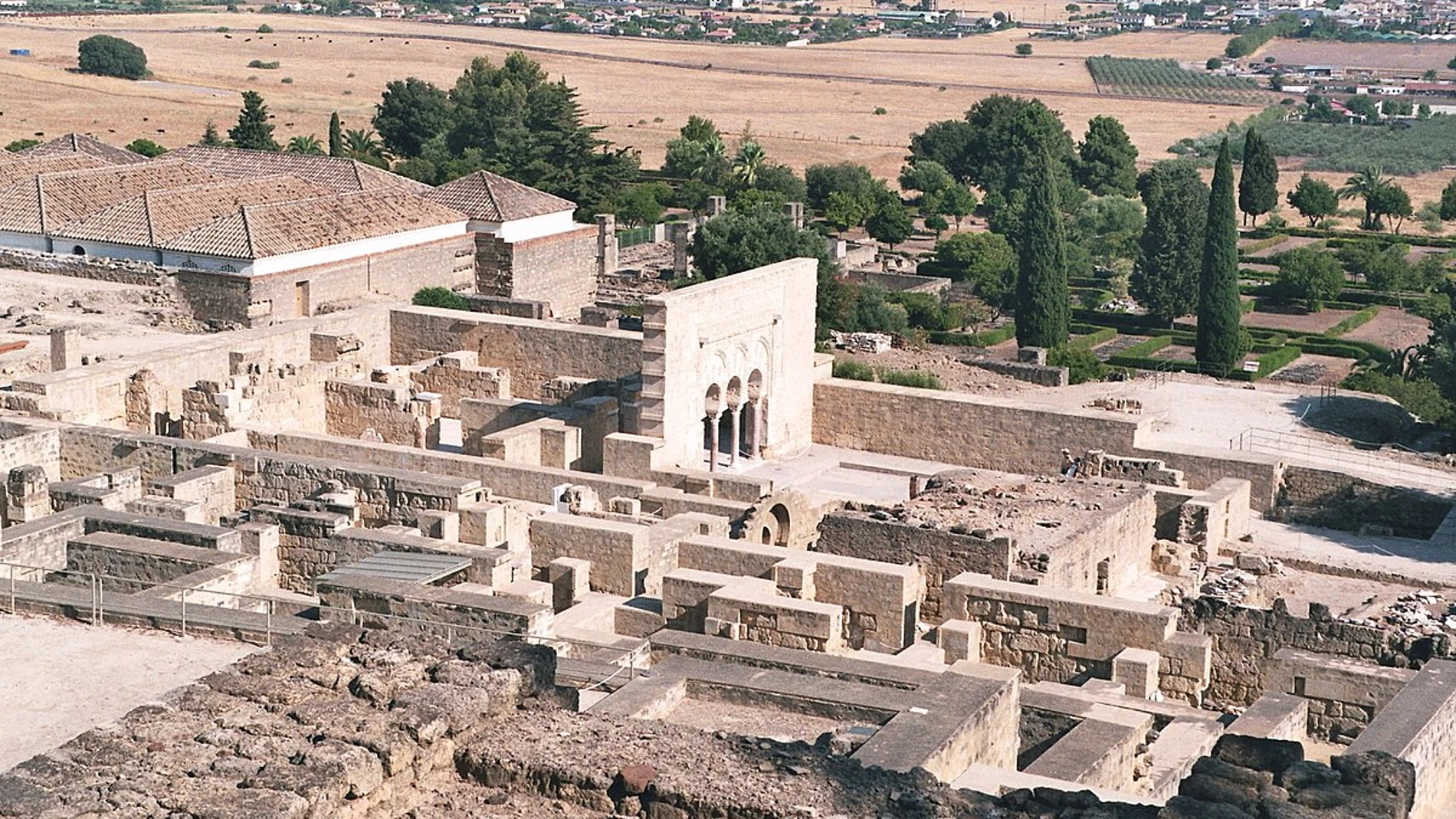 Vista aérea de las ruinas de Medina Azahara.