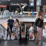  Emoción en los negocios abiertos en los centros comerciales de Murcia