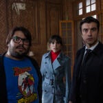 Brays Efe, Verónica Echegui y Javier Rey en "Orígenes Secretos", de Netflix