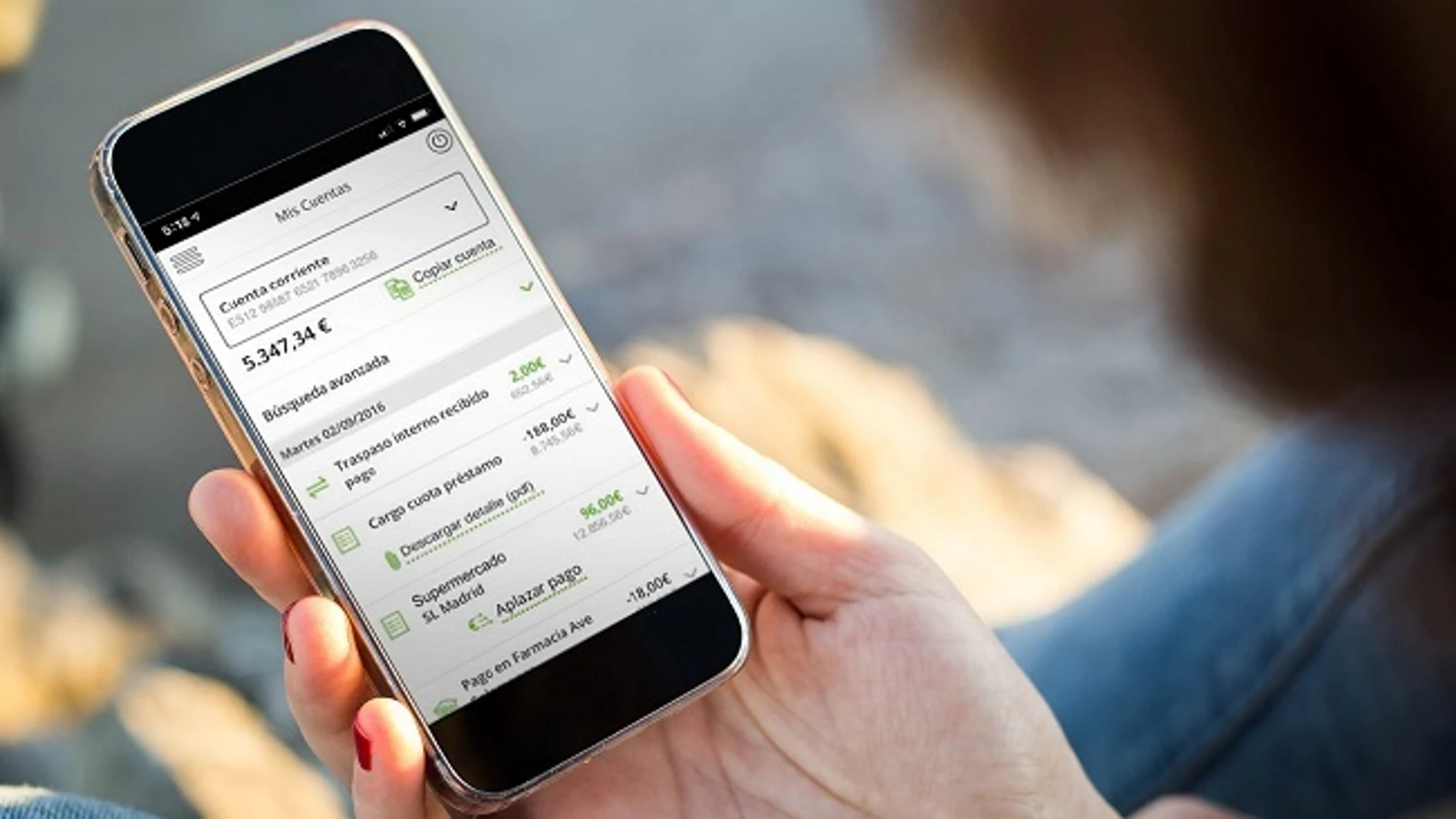 Cvirus.- Eurocaja Rural permite aplazar a sus clientes el pago de sus gastos con tarjeta desde la web o el móvil