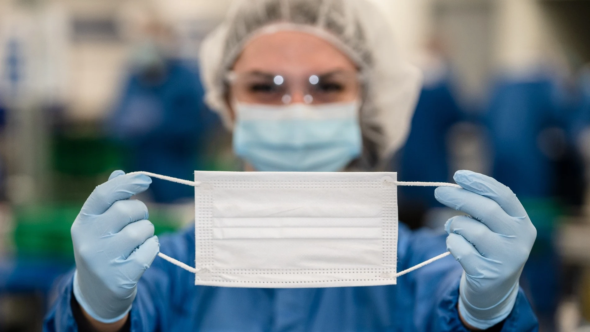 GM producirá 10 millones de mascarillas médicas para el Gobierno canadiense