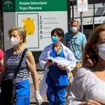  El Hospital Macarena desinfecta la Unidad de Coronarias al detectarse dos pacientes con covid