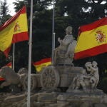 Banderas a media asta en Cibeles