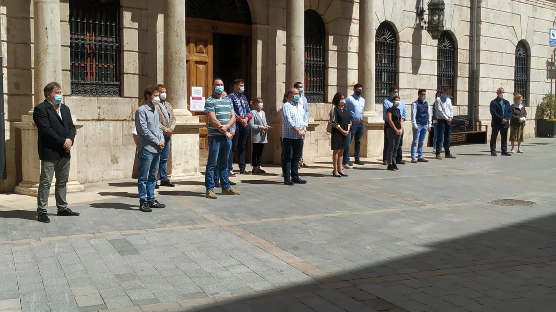 Coronavirus.- La alcaldesa de Teruel dice que el luto oficial "llega tarde, pero por lo menos llega"
