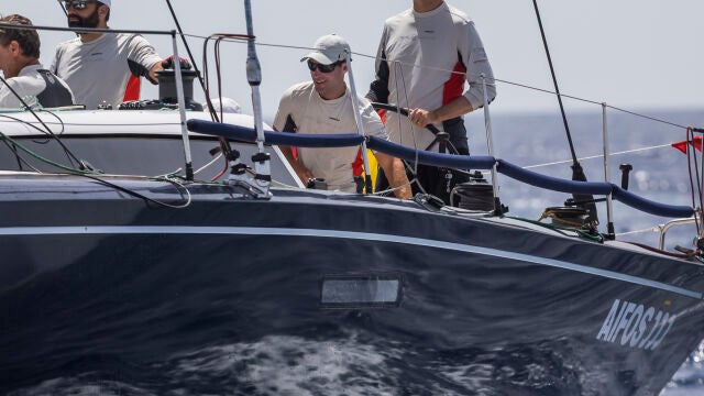 38 Edicion de la Copa del Rey MAPFRE de vela, que se celebra en la Bahia de Palma de MallorcaEl Rey Felipe VI en el campo de regatas a bordo del Velero Aifos.
