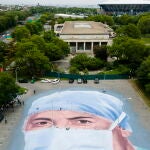 Mural en honor a las víctimas de la covid en Nueva York