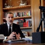 MADRID, 29/05/2020.- El rey Felipe VI durante una videoconferencia con representantes de Administraciones de Fincas, en Madrid este viernes. EFE/Casa Real/ Francisco Gómez SOLO USO EDITORIAL