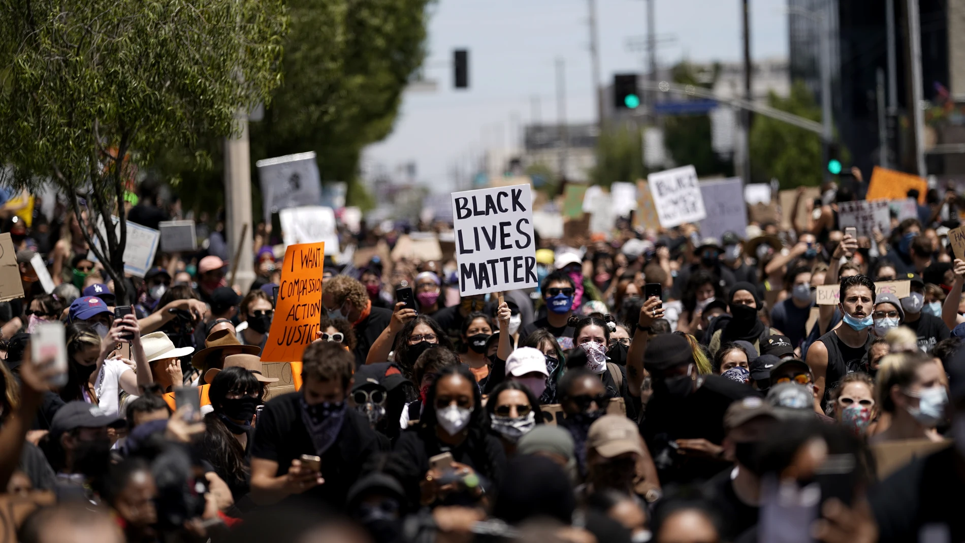 Protesting death of George Floyd in Los Angeles