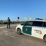 Una patrulla de la Guardia Civil en Puente Genil