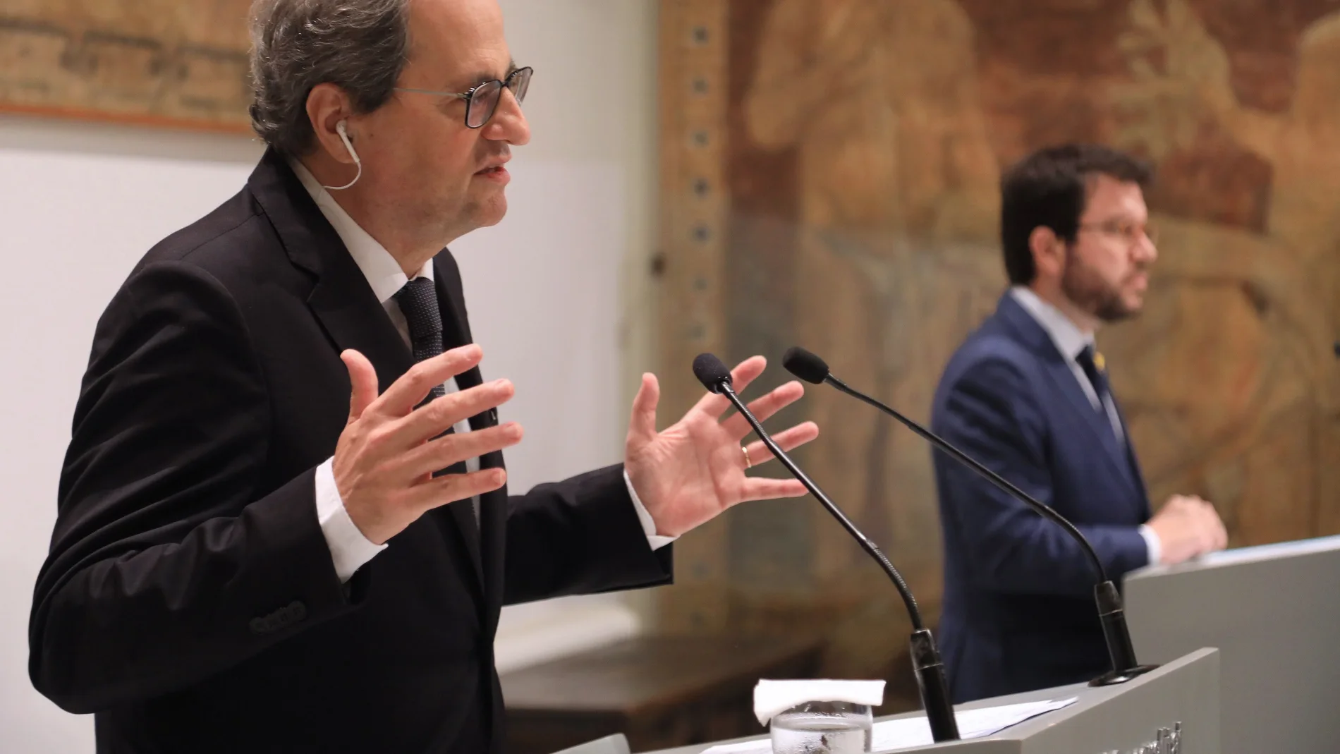 El presidente catalán, Quim Torra, y el vicepresidente del Govern, Pere Aragonès, durante la comparecencia conjunta que han realizado este martes.